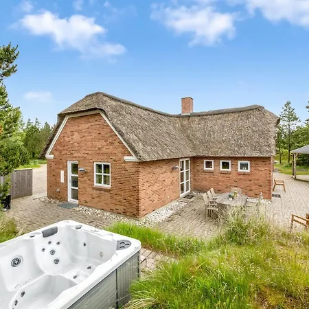 Prázdninový dům Lieselotte - 2-7km From The Sea By Interhome