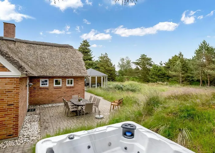 Lieselotte - 2-7km From The Sea By Interhome Blåvand