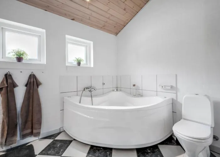 Lieselotte - 2-7km From The Sea By Interhome Blåvand